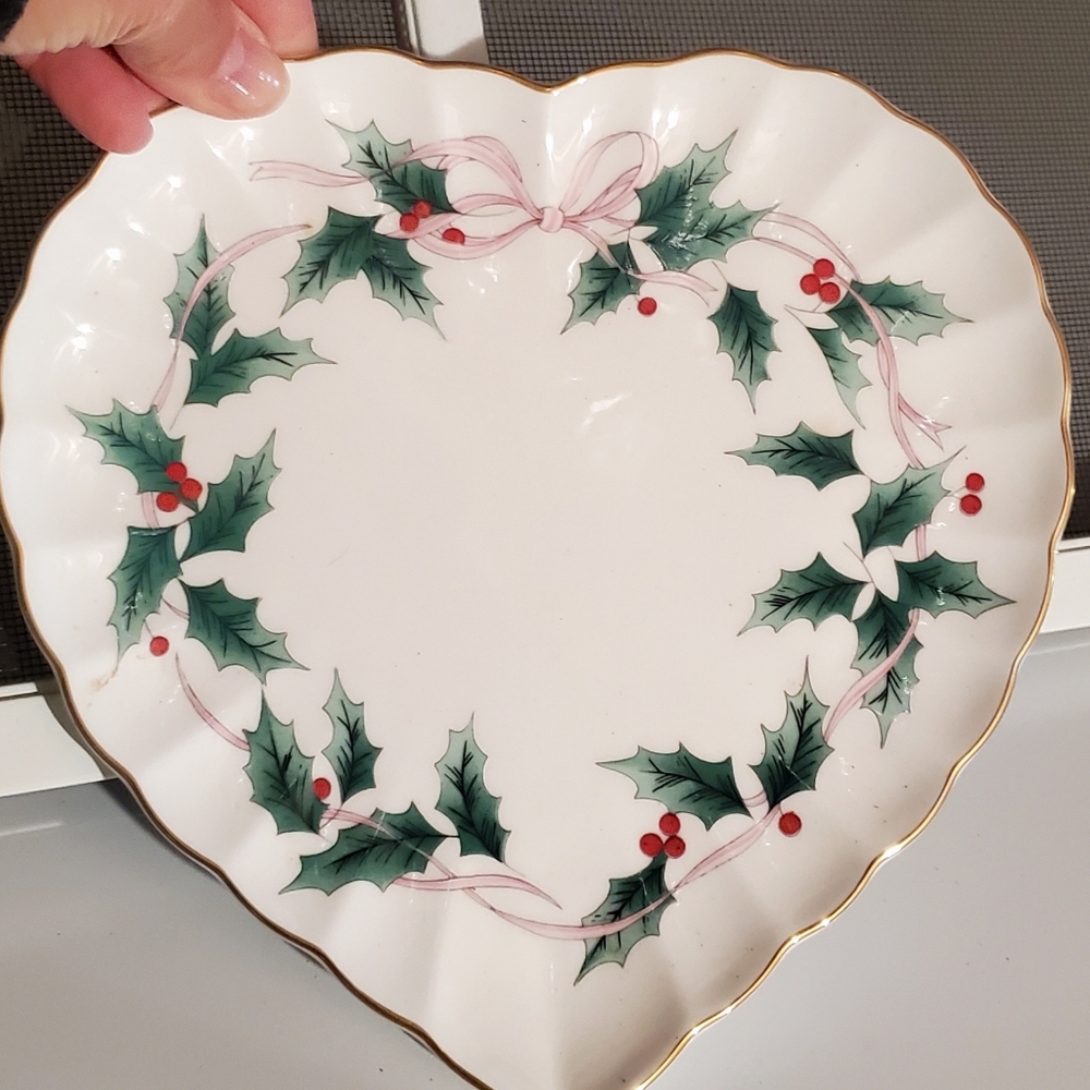 Mikasa candy dish